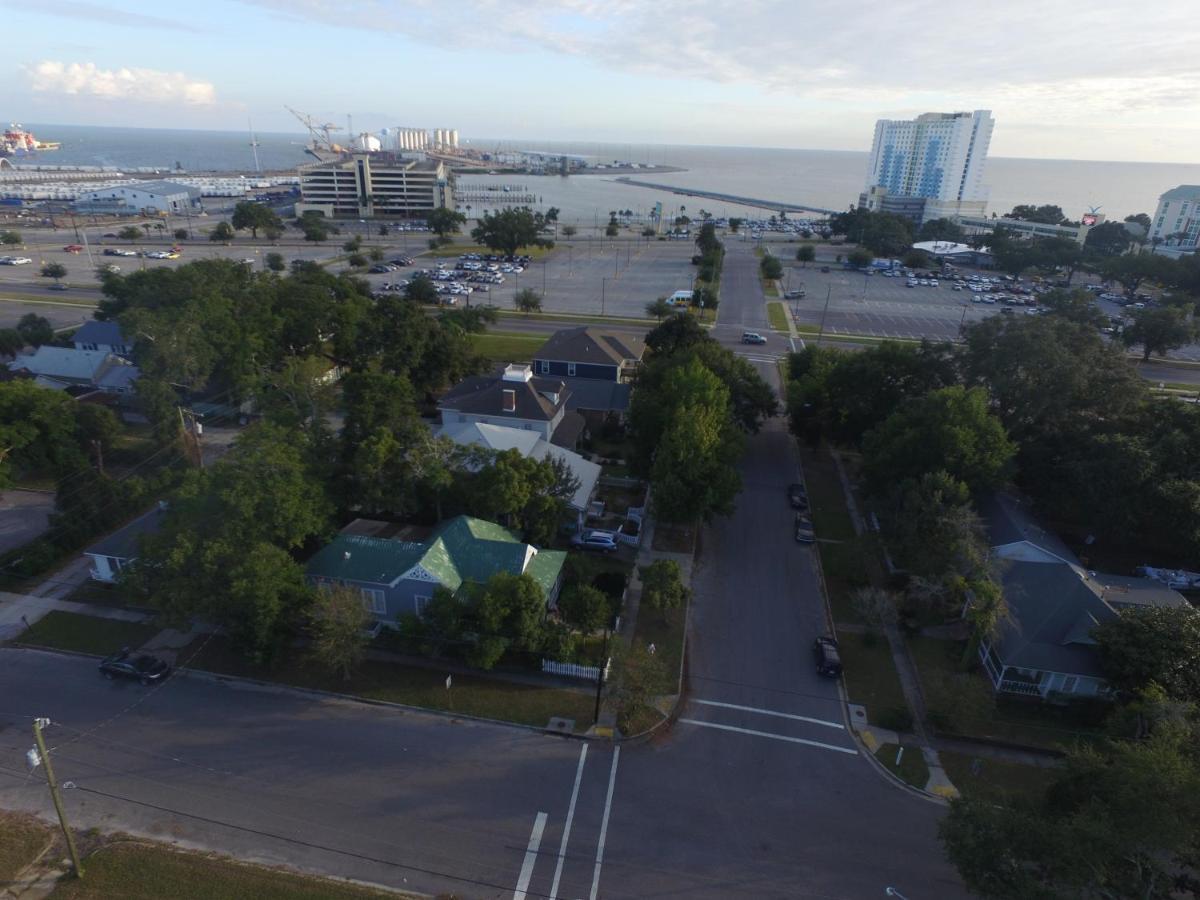 Charming Gulfport Getaway Only 3 Blocks To Beach! Exterior photo